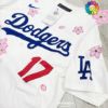 圖片 𝐌𝐫.𝐏𝐚𝐧𝐠𝐤𝐚©現貨❤️村上隆 x MLB 大谷翔平 漢字櫻花球衣 中文字 聯名 限量 小花 球衣 櫻花 東京開幕戰