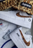 圖片 𝐌𝐫.𝐏𝐚𝐧𝐠𝐤𝐚©現貨🐆🤎SUPREME X GOODENOUGH X NIKE AIR FORCE 1 LOW 豹紋