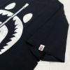 圖片 𝐌𝐫.𝐏𝐚𝐧𝐠𝐤𝐚©現貨💚A BATHING APE City Camo Shark Tee 黑灰迷彩 鯊魚 夜光 短T