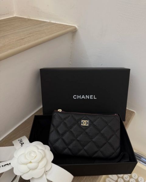 圖片 Chanel 香奈兒 一字拉鍊零錢包 黑金