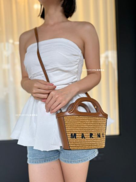 圖片 MARNI 焦糖草編包