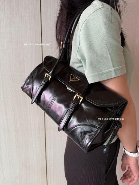 圖片 PRADA 黑色經典肩背包