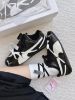 圖片 Rosé x Puma Speedcat Leather 黑白色 Rose 黑色 皮革 雙鞋帶 外縫線 復古 賽車鞋 薄底鞋 朴彩英 404390-02/預購