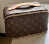圖片 《現貨2~3日可收到! 》Louis Vuitton LV Monogram 收納包 化妝包