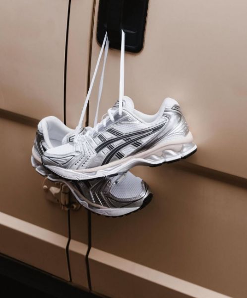 Focus Store Asics Gel-Kayano 14 White Silver 1203A537110	