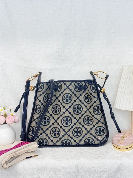 圖片 Tory Burch｜TB 專櫃款 T Monogram 風鈴包