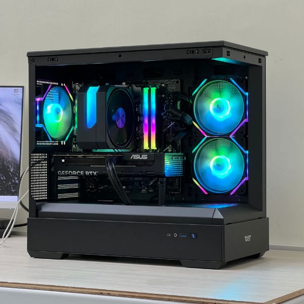 圖片 YT EP45 intel 1080P 全黑電競主機