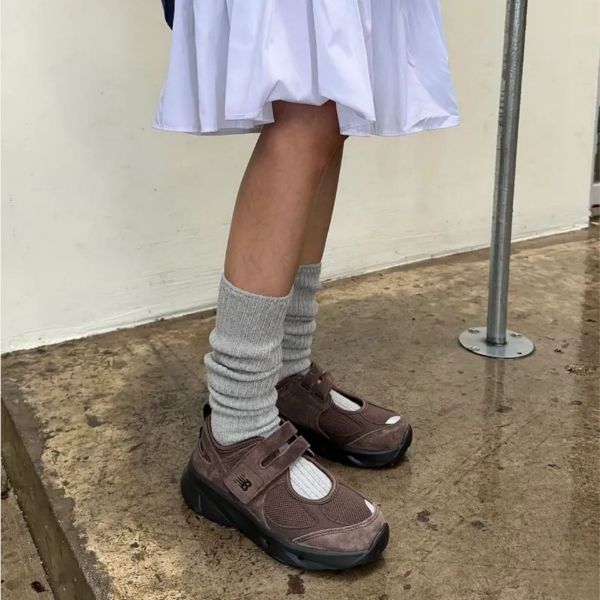 NICEDAY 代購 New Balance FZ BREEZE 瑪莉珍鞋 MARY JANE 運動涼鞋 機能性 魔鬼氈 麂皮 女鞋 棕 SD2203BR