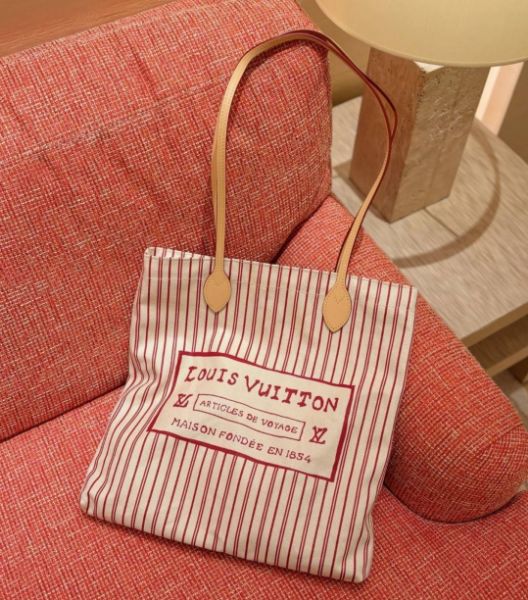 圖片 《我最便宜!全新正品》Louis Vuitton LV Carry It 托特包(限量最新預定商品)