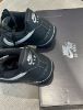 圖片 Nike Air Force 1 AF1 黑底外縫線 黑白色 黑色 黑武士 荔枝皮 外縫線 男女款 HQ2037-006/預購