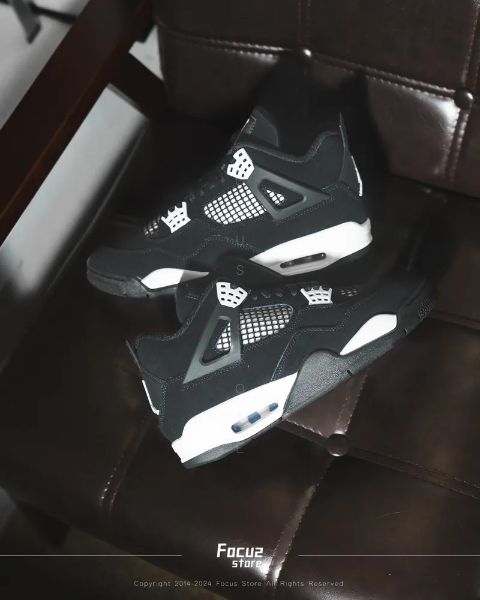 Nike Air Jordan 4 Retro "White Thunder" FQ8138-001