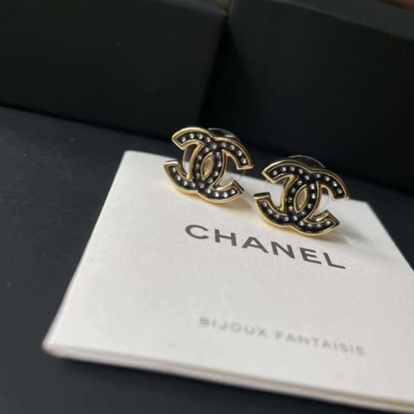 圖片 Chanel 25b 黑金水鑽耳針