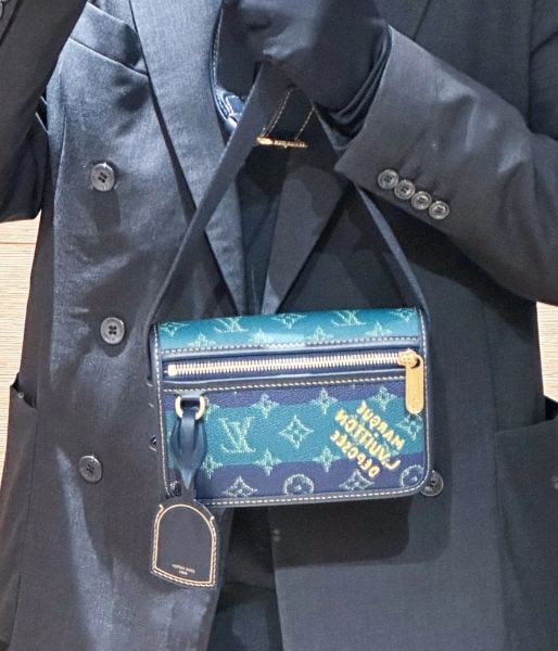 圖片 《現貨最低特價 》Louis Vuitton LV Bosphore 肩背包