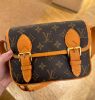 圖片 LV 25 秋冬新款 M26805 Satchel 小型郵差包