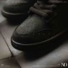 NICEDAY 代購 Supreme x Nike SB Dunk Low 聯名 黑 黑紅 板鞋 麂皮 刺繡 94 HQ8487-001