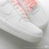 NICEDAY 現貨 Nike Air Force 1 '07 白粉 復古 天鵝絨 鞋帶 經典 皮革 休閒鞋 HV4403-601
