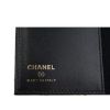 圖片 CHANEL 經典荔枝牛皮菱格紋雙C 金屬LOGO護照夾 (黑色)