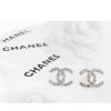 圖片 CHANEL 新款雙C LOGO 樹紋造型穿式耳環 (銀色)