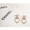圖片 CHANEL 新款雙C LOGO 愛心水鑽穿式耳環 (金色)