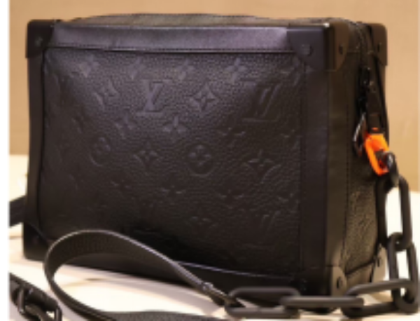 圖片 8.5新/LV 郵差包M44478 黑色老花壓紋盒子包
