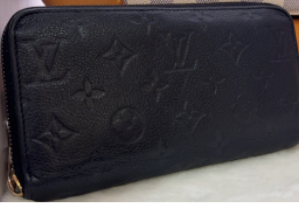 圖片 6成新 lv M61864壓紋長夾