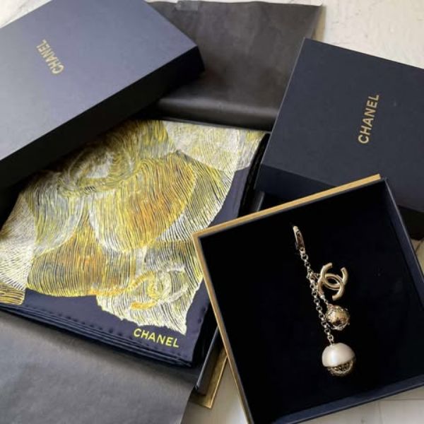圖片 Chanel 中秋 Vic禮 月球珍珠掛件