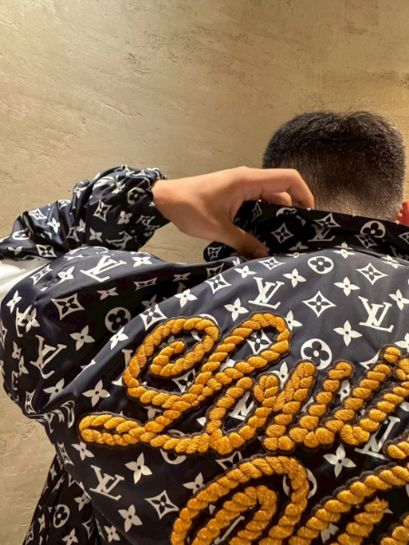 圖片  9.5新 / LV 黑白風衣滿版外套 1AWJJ