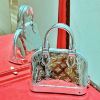圖片 《現貨最低特價 》Louis Vuitton LV Alma BB 貝殼包 金屬銀色
