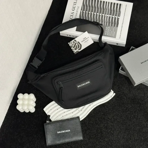 圖片 BALENCIAGA 黑色尼龍腰包