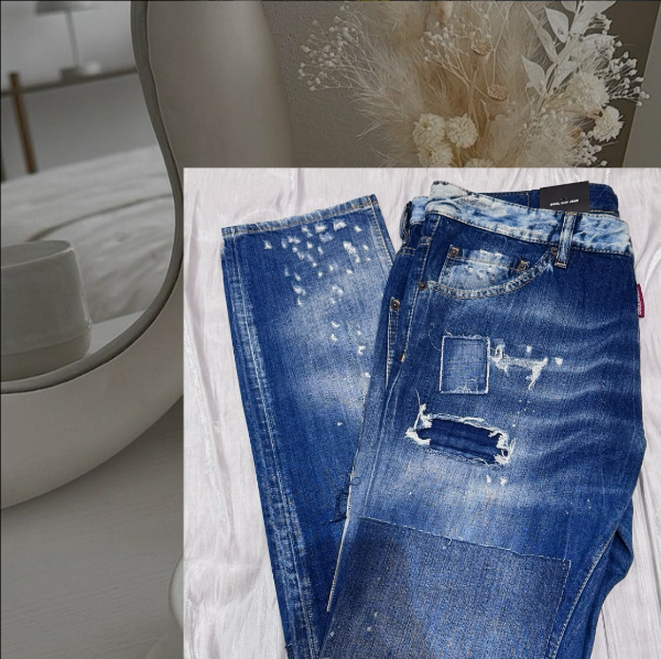 圖片 💙 Dsquared2 藍色破褲