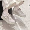 NICEDAY 代購 Nike Air Force 1 骨白 海鹽白 泡泡勾 米白 麂皮 白 米色 HV4406-001
