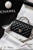 圖片 CHANEL 香奈兒 23k AS2431 金飾皮穿鏈手柄mini cf 黑金