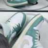 NICEDAY 代購 Nike Air Jordan 1 湖水綠 蒂芬尼綠 水綠 藍綠 米白勾 綠 藍 DC0774-138