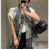 圖片 Loewe 經典 奶茶色 黑灰色 冰川藍 滿版漸層格子Logo設計 爆款 女生 女款 圍巾