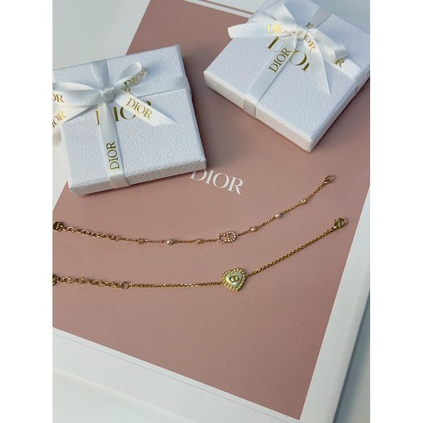 圖片 Dior 經典CD Logo、愛心設計 金色 女生 雙鏈 手鍊