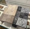 圖片 LOEWE 經典款 棋盤格圍巾 黑灰色
