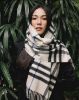 圖片 Burberry 格紋克什米爾圍巾🧣 米灰色