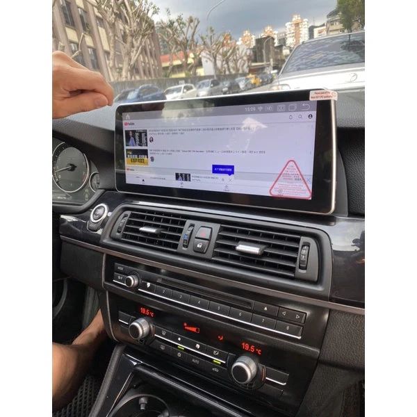 圖片 12.3吋立屏，BMW 任何車款    F系列全部  F10，F11專用安卓主機，12.3吋，8核心BMW