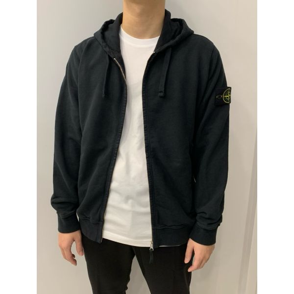 圖片 Stone island 石頭島 經典手臂小logo設計 黑色 連帽外套