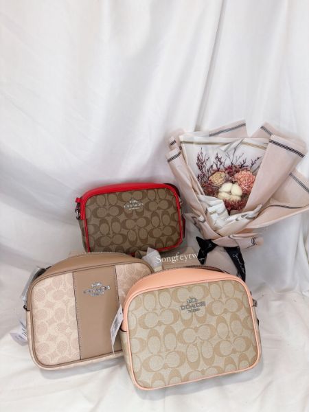 圖片  Coach 新款大相機包 斜背包