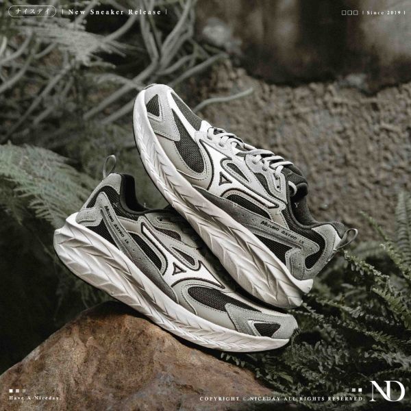 NICEDAY 代購 Ｍizuno Astro LS 反光 復古 灰 淺灰 經典灰 灰白 鐵灰 男女鞋 機能慢跑 D1GH252103