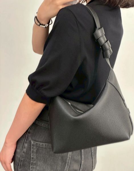 圖片 《我最便宜!全新正品》Celine HARRY 斜背包 灰色