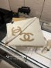 圖片 Chanel 雙C 奶茶色 雙面圍巾