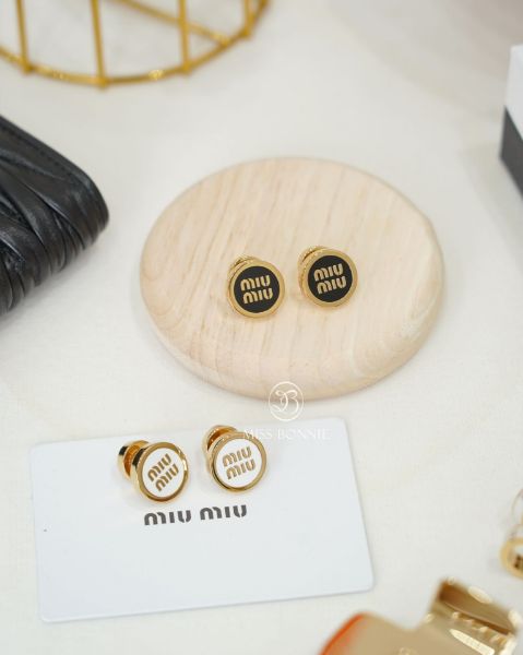 圖片 MIU MIU 圓形金屬字母耳環