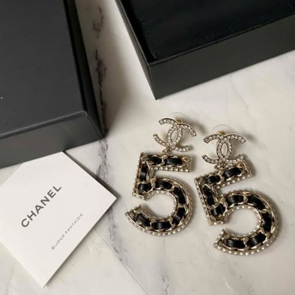 圖片 Chanel 23p 編織水鑽No5耳針