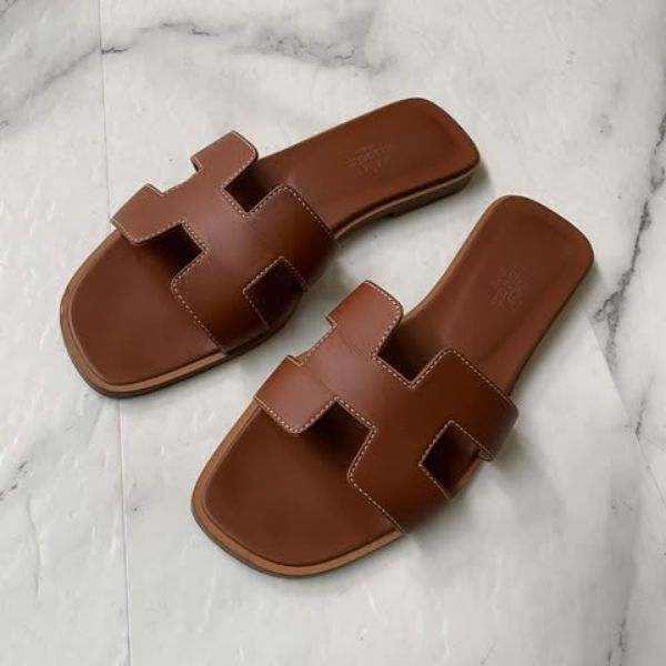 圖片 Hermes 金棕H拖