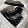 圖片 Chanel手工坊黑色珍珠油蠟馬丁靴