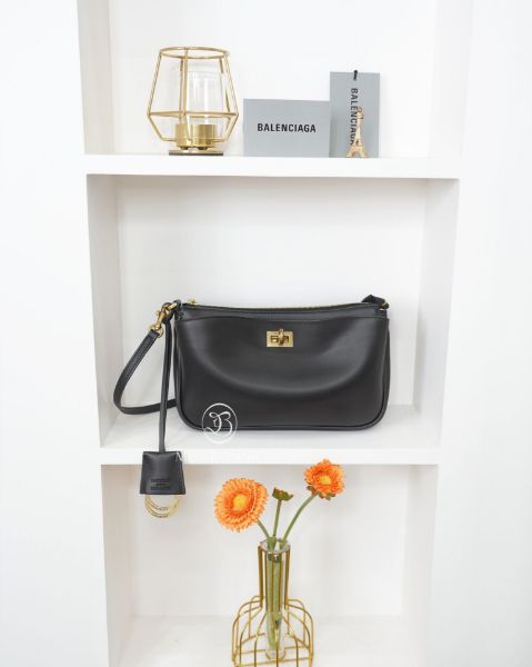 圖片 BALENCIAGA Rodeo Sling腋下包-黑色/金釦(預購)