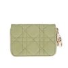 圖片 DIOR 新款Cannage 藤格紋圖案羊皮LADY DIOR VOYAGEUR零錢包 (綠色)