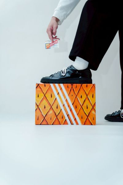 SpongeBob SquarePants x Adidas Stan Smith Freizeit Black JQ6779	